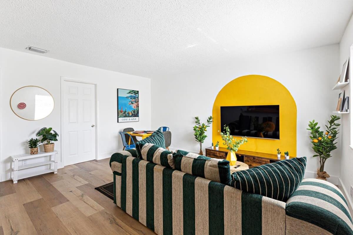 Lovely 2 Bedroom Condo In Sailboat Bend Fort Lauderdale Kültér fotó